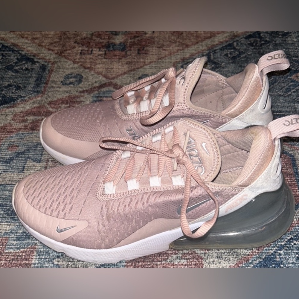 Nike Women's Blush Pink Air Max 270 Sneakers